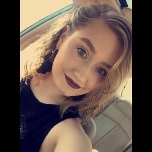 Meet your Posher, Hayley